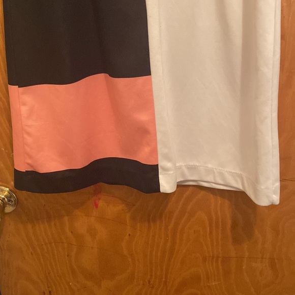 Dress - Picture 4 of 7